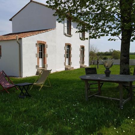 Gite De La Percoterie Le Champ-Saint-Pere Eksteriør bilde